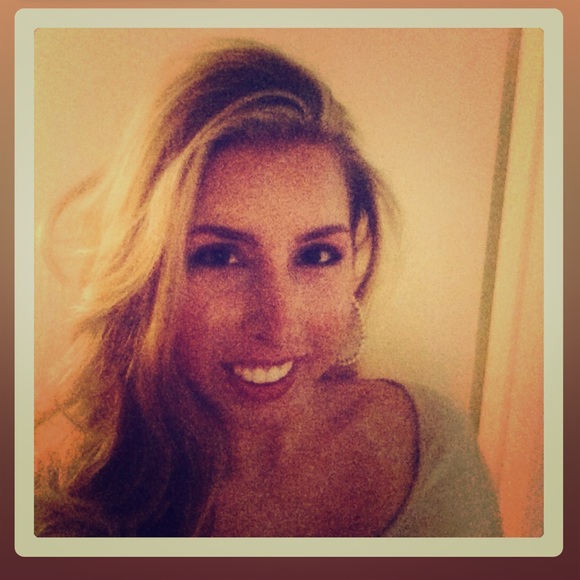 Meet the Posher Other - Meet your Posher, Jen